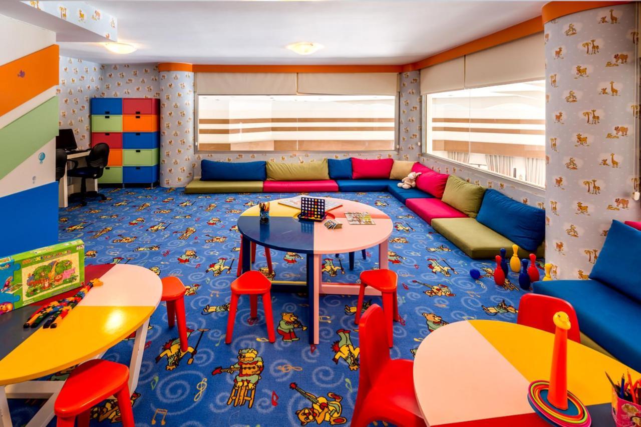 קיירניה Vuni Palace Premium Hotel & Spa & Casino Beachfront Location ! מראה חיצוני תמונה